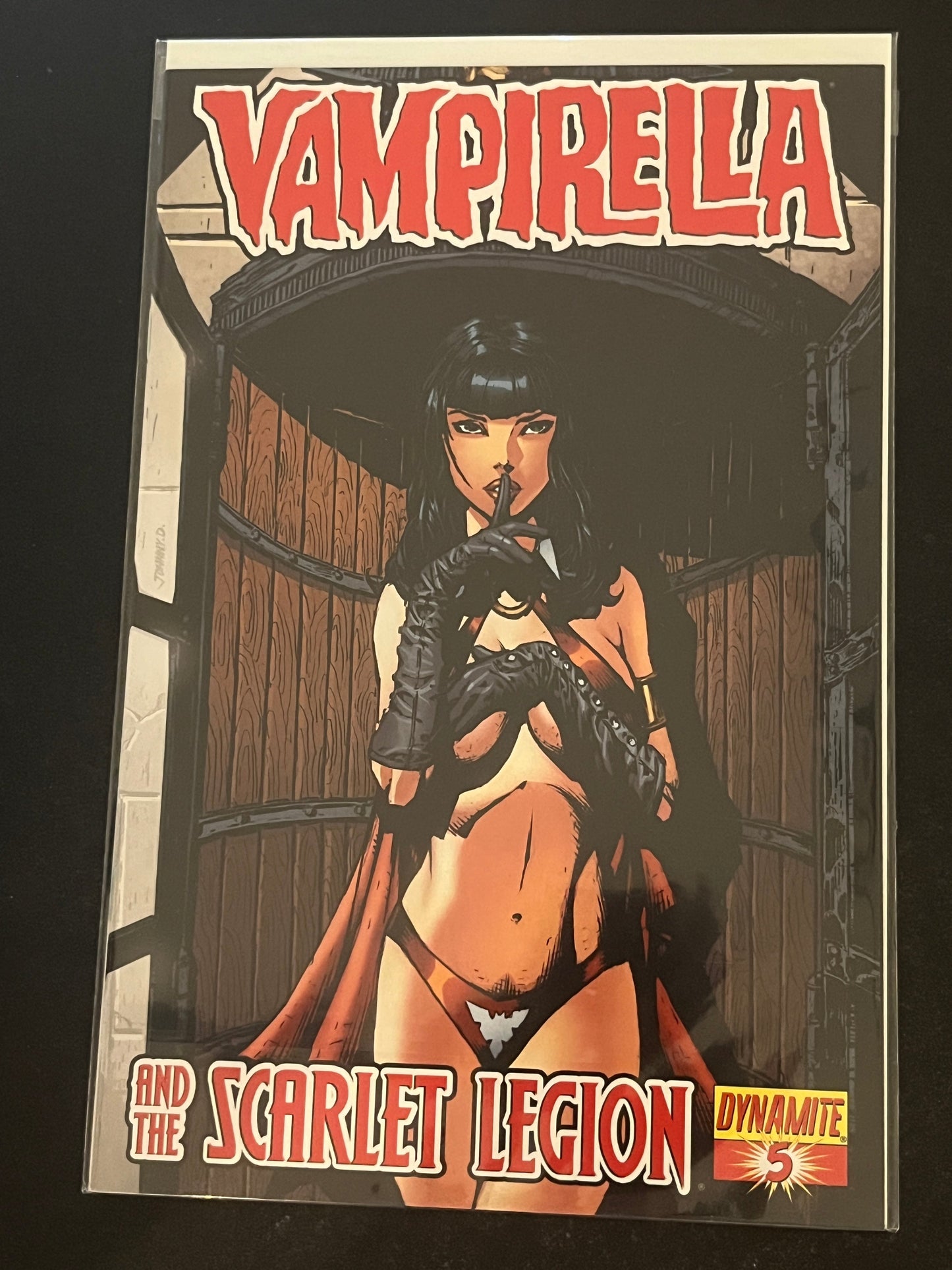 Vampirella and the Scarlet legion 5 High grade