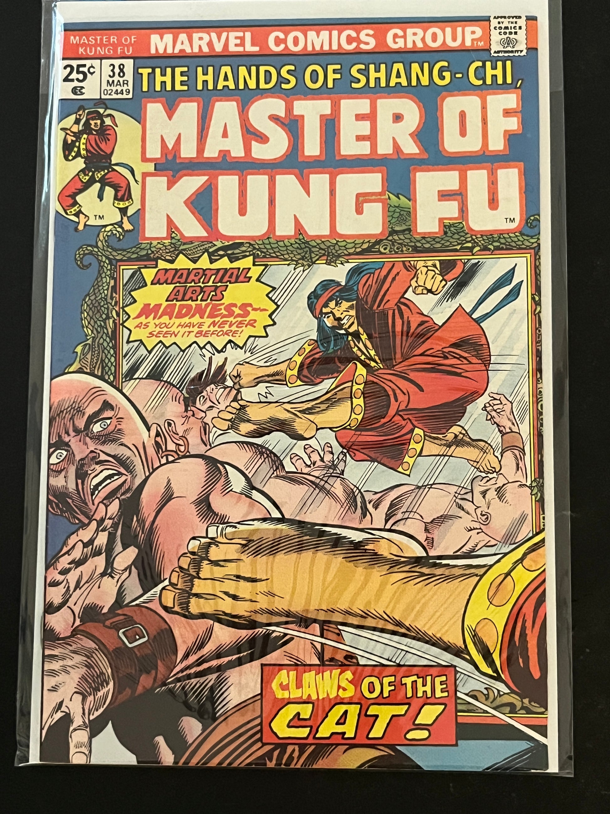 Hands of Shang-Chi, Master of Kung Fu 38 VF