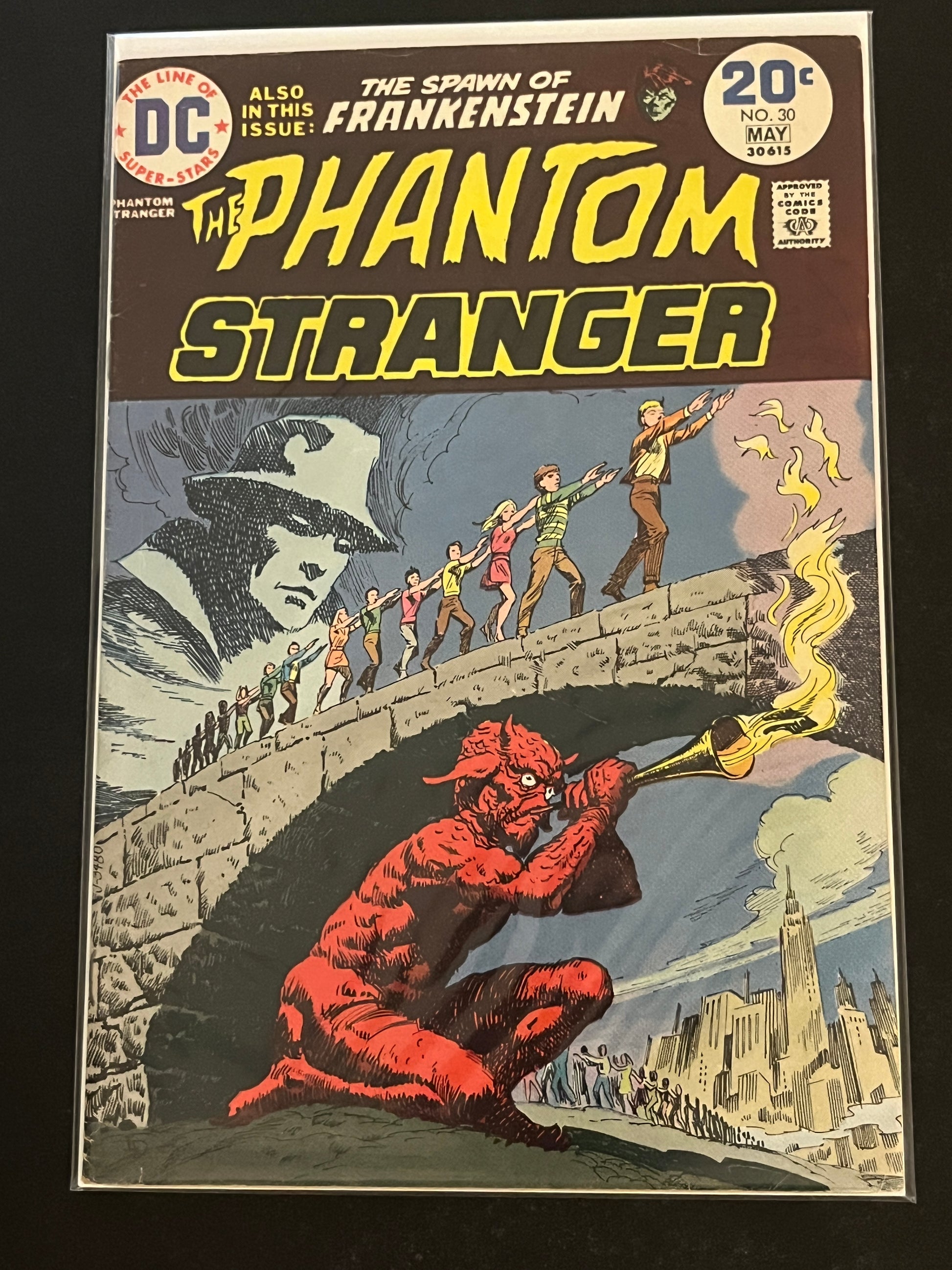 Phantom Stranger 30 F+