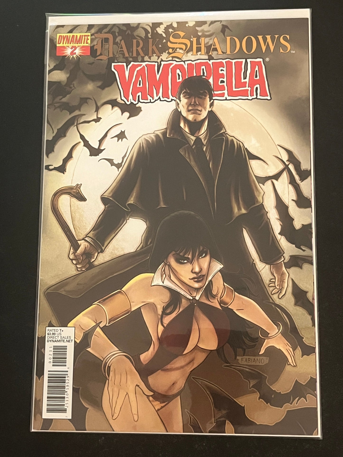Vampirella/ Dark Shadows 2 High grade