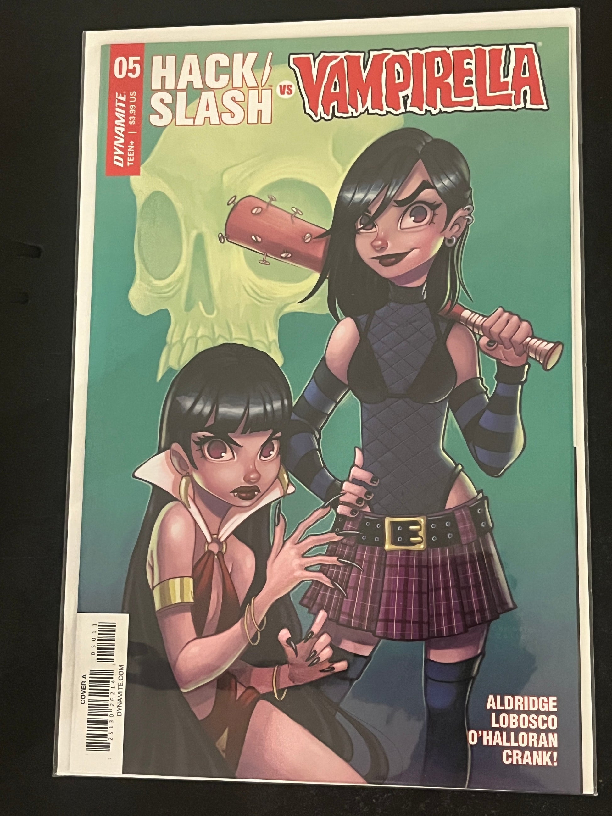 Hack/Slash vs Vampirella 5 NM