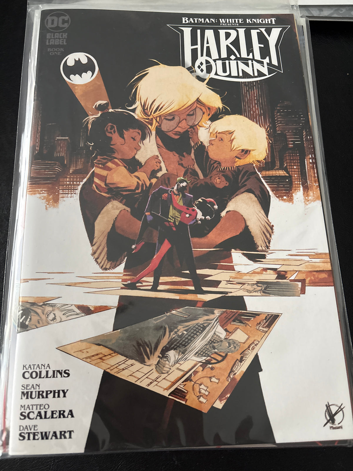 Batman: White Knight Presents Harley Quinn 1 NM